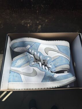 Jordan Men's Air Jordan 1 Hyper Royal